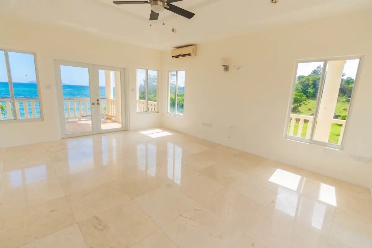  Image of Residential - 4 Bedrooms - 5 Bathrooms for sale in St. Vincent-Canash, Ratho Mill-St. Vincent & the Grenadines, Image 15