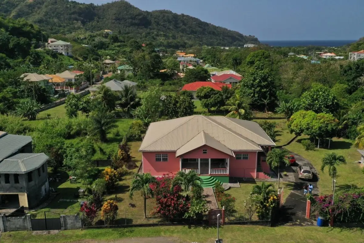 Image of Luxury Homes - 2 Bedrooms - 3 Bathrooms for Sale in St. Vincent-Pembroke-St Vincent and the Grenadines, Image 2