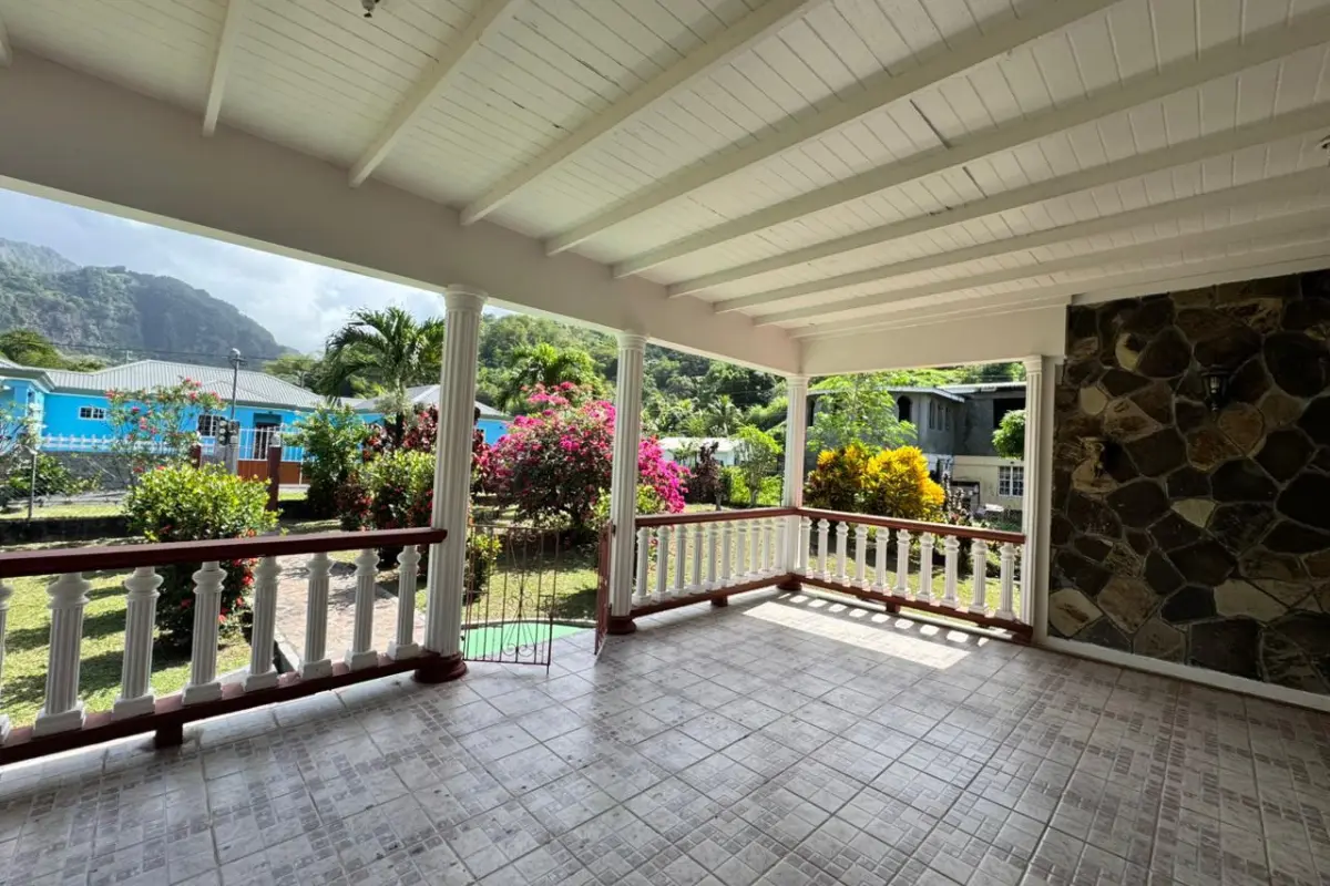 Image of Luxury Homes - 2 Bedrooms - 3 Bathrooms for Sale in St. Vincent-Pembroke-St Vincent and the Grenadines, Image 3