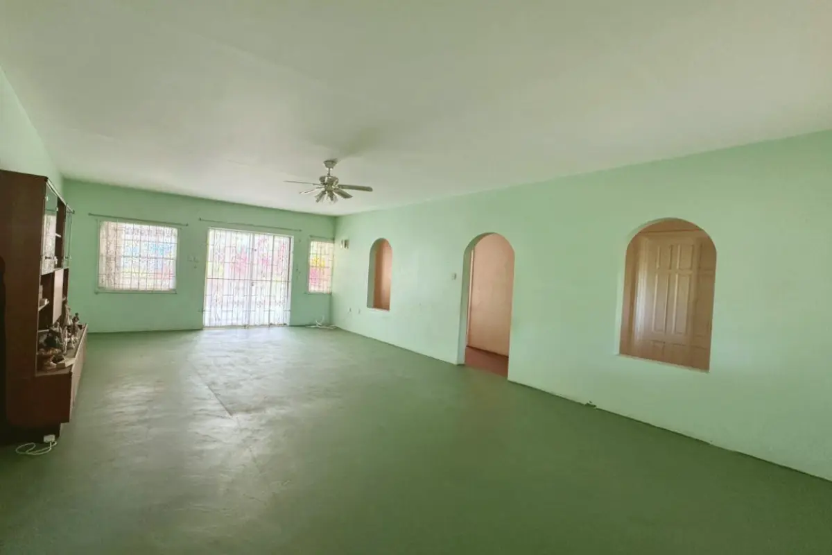 Image of Luxury Homes - 2 Bedrooms - 3 Bathrooms for Sale in St. Vincent-Pembroke-St Vincent and the Grenadines, Image 4