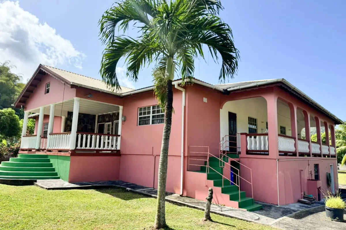  Image of Luxury Homes - 2 Bedrooms - 3 Bathrooms for sale in St. Vincent-Pembroke-St Vincent and the Grenadines, Image 12