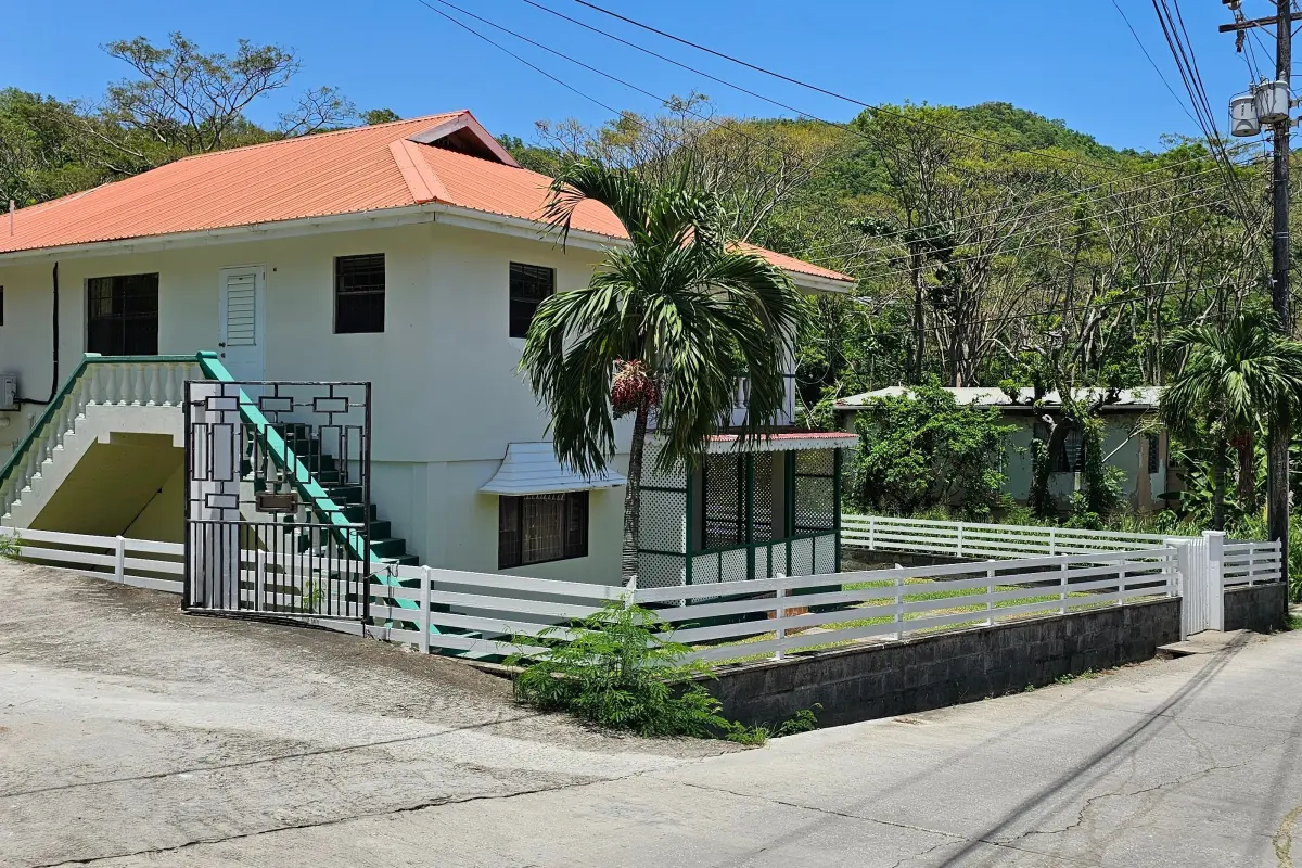  Image of Luxury Homes - 4 Bedrooms - 2 Bathrooms for sale in Bequia-Lower Bay-St Vincent and the Grenadines, Image 26
