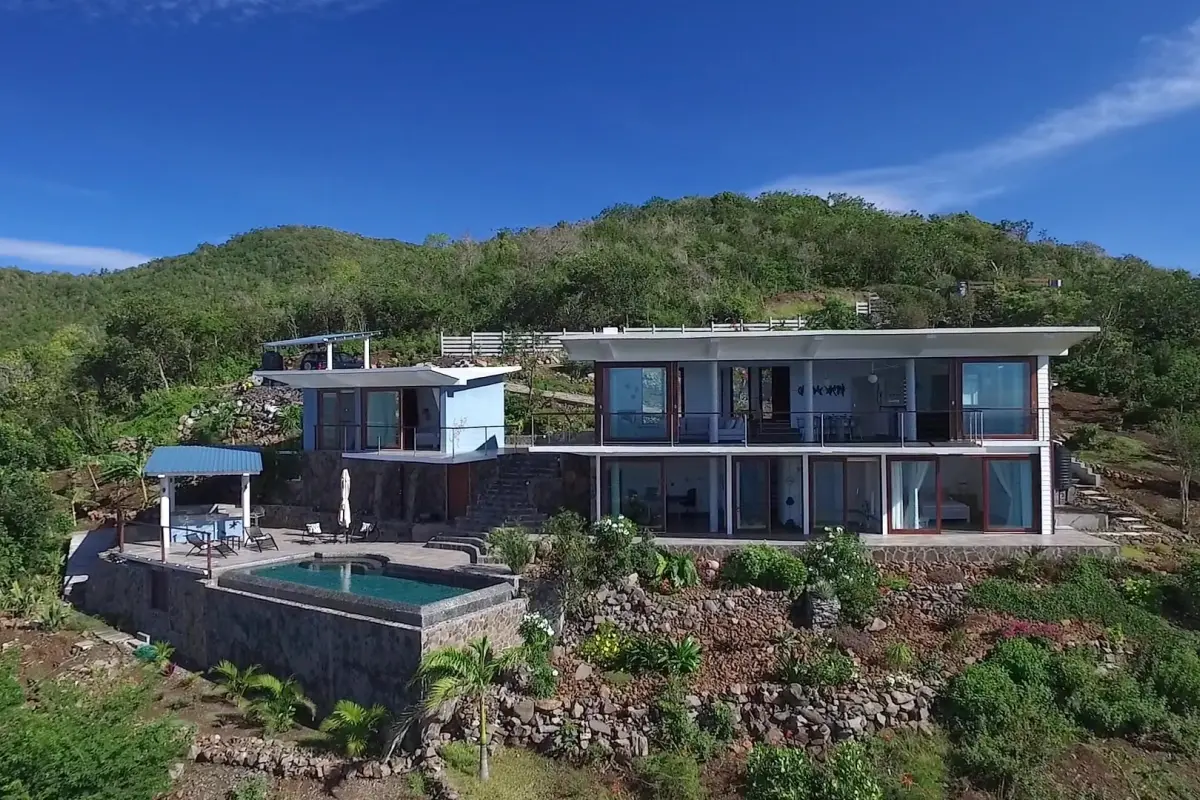  Image of Luxury Homes - 3 Bedrooms - 4 Bathrooms for sale in Bequia-Crescent Bay-St Vincent and the Grenadines, Image 8