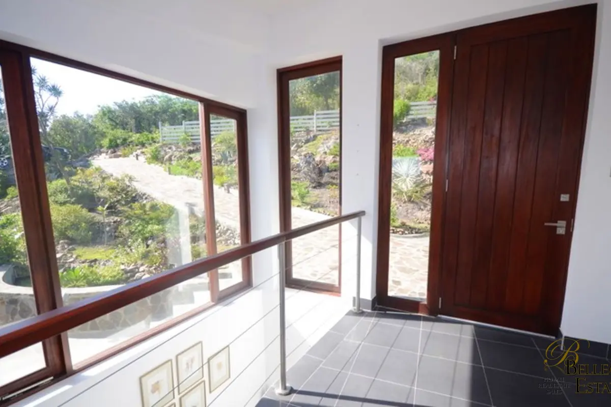  Image of Luxury Homes - 3 Bedrooms - 4 Bathrooms for sale in Bequia-Crescent Bay-St Vincent and the Grenadines, Image 13