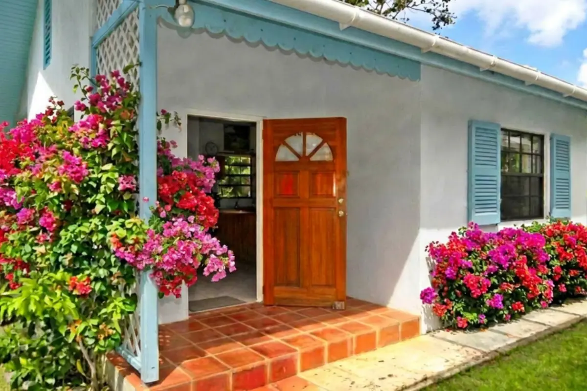  Image of Resorts & Private Islands - 8 Bedrooms - 6 Bathrooms for sale in Bequia-Lower Bay-St. Vincent & the Grenadines, Image 16