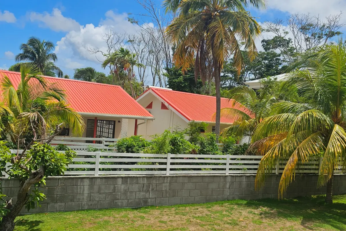  Image of Resorts & Private Islands - 8 Bedrooms - 6 Bathrooms for sale in Bequia-Lower Bay-St. Vincent & the Grenadines, Image 11
