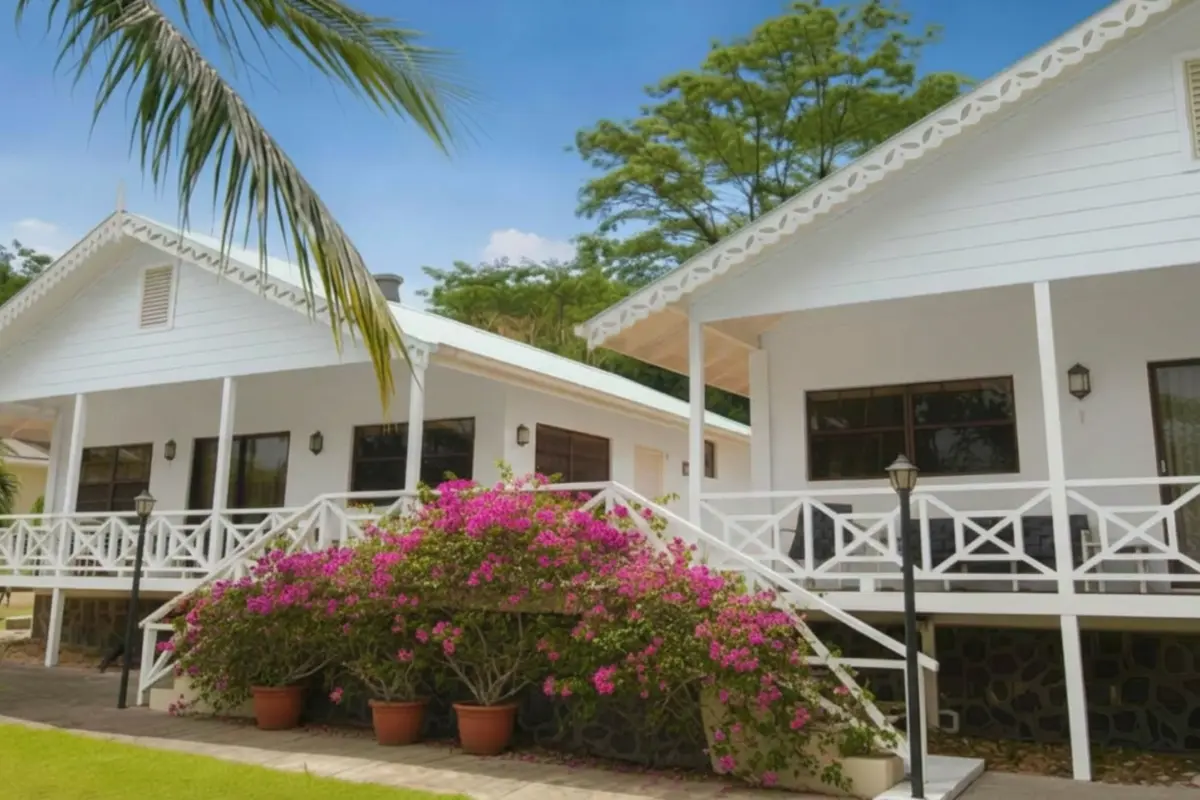  Image of Luxury Homes - 4 Bedrooms - 2 Bathrooms for sale in Bequia-Lower Bay-St. Vincent & the Grenadines, Image 18