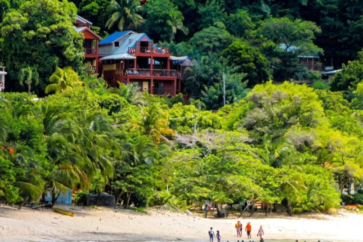 Image of Resorts & Private Islands - 6 Bedrooms - 7 Bathrooms for Sale in Bequia-Lower Bay-St. Vincent & the Grenadines, Image 3
