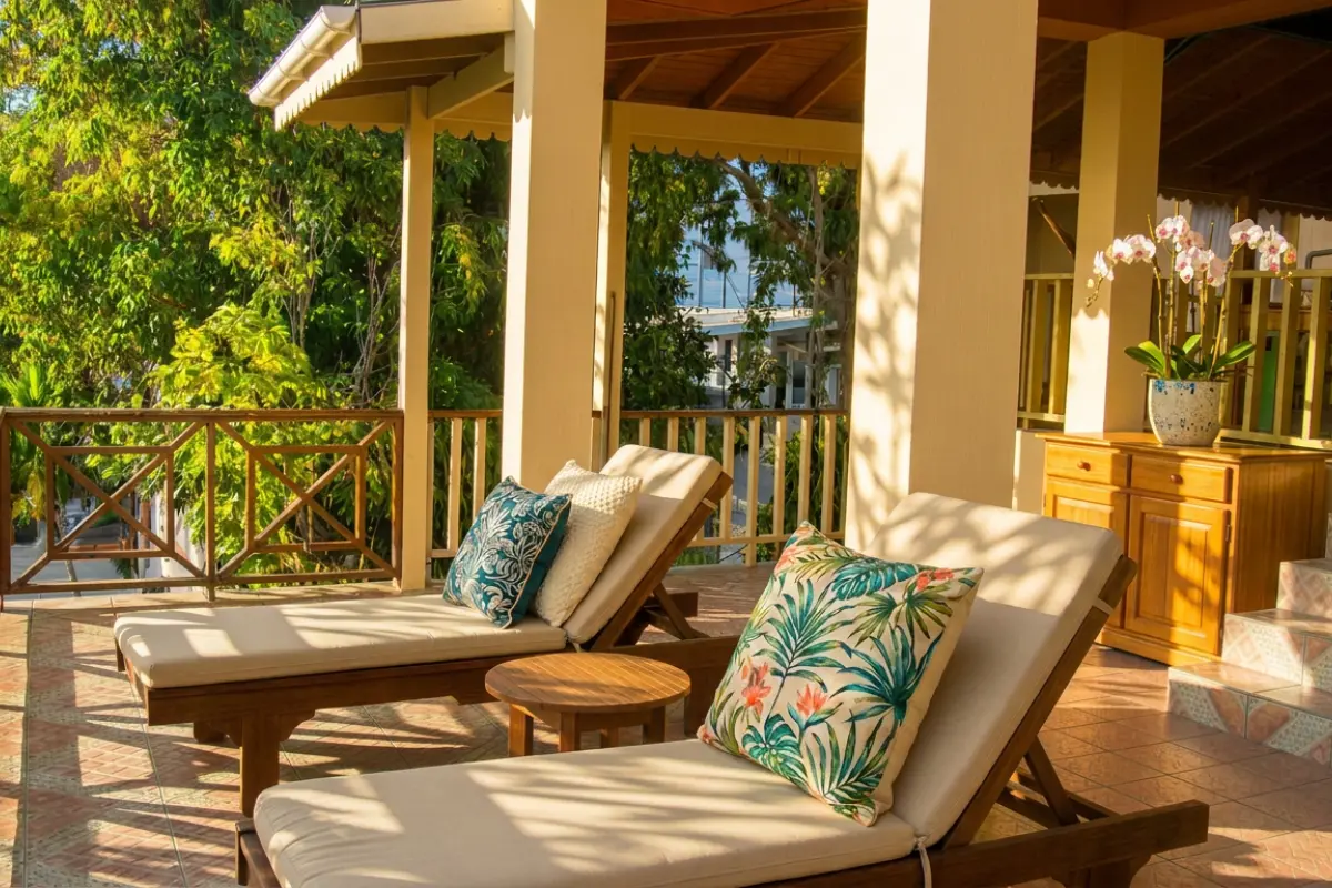 Image of Residential - 6 Bedrooms - 7 Bathrooms for Sale in Bequia-Lower Bay-St. Vincent & the Grenadines, Image 3
